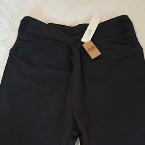 New With tags - Never Worn Victoria's Secret High Waist 6" Bike Shorts - Medium